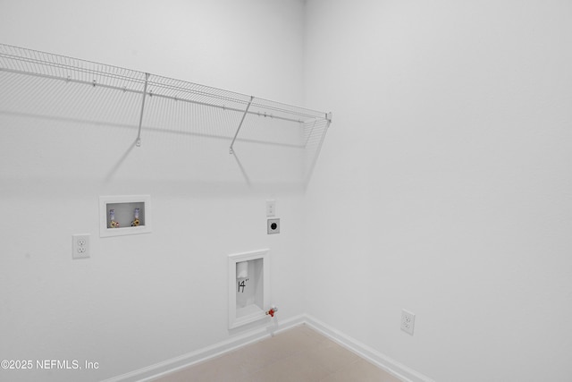 laundry area featuring gas dryer hookup, hookup for an electric dryer, and hookup for a washing machine