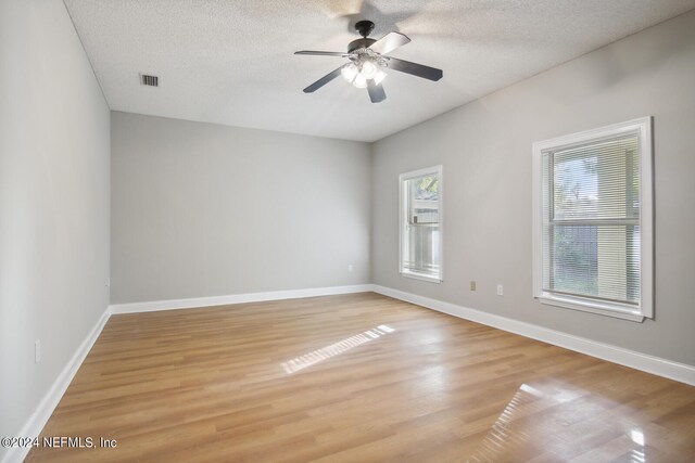 3678 Longleaf Forest Ln, Jacksonville, FL 32210 - photo 5