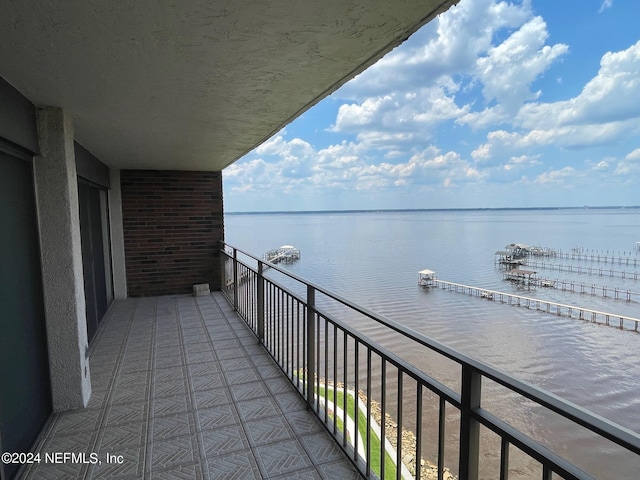 6000 San Jose Blvd Unit 11-C, Jacksonville, FL 32217 - balcony featuring a water view