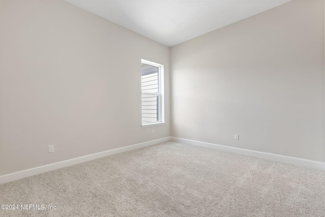 view of carpeted spare room