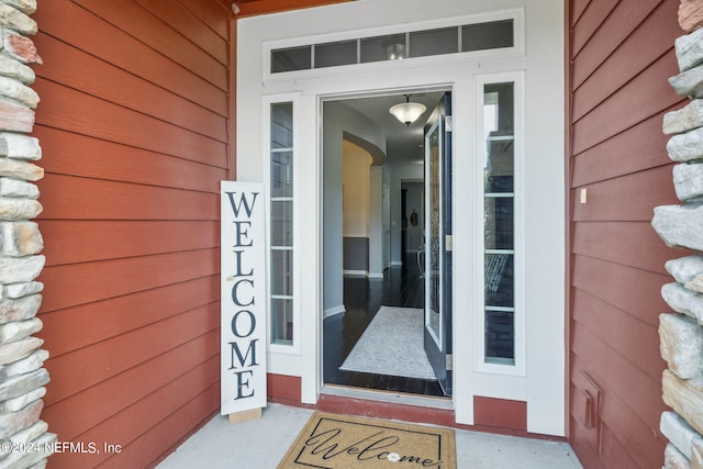 view of property entrance