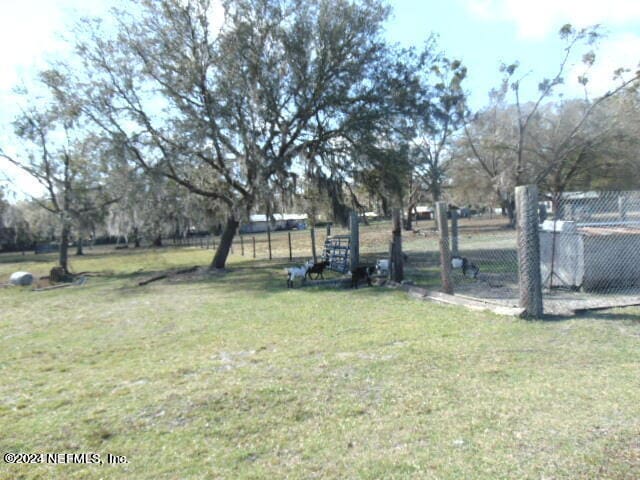 Listing photo 3 for 1015 S Moody Rd, Palatka FL 32177