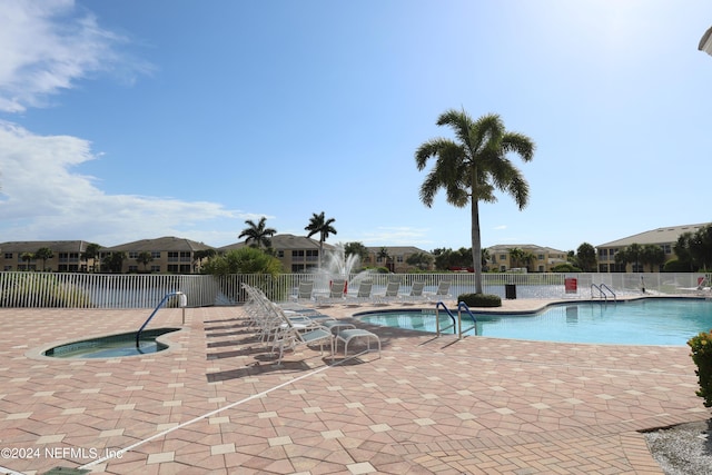 view of swimming pool