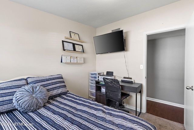 bedroom with carpet