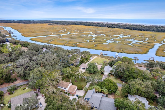 bird's eye view featuring a water view