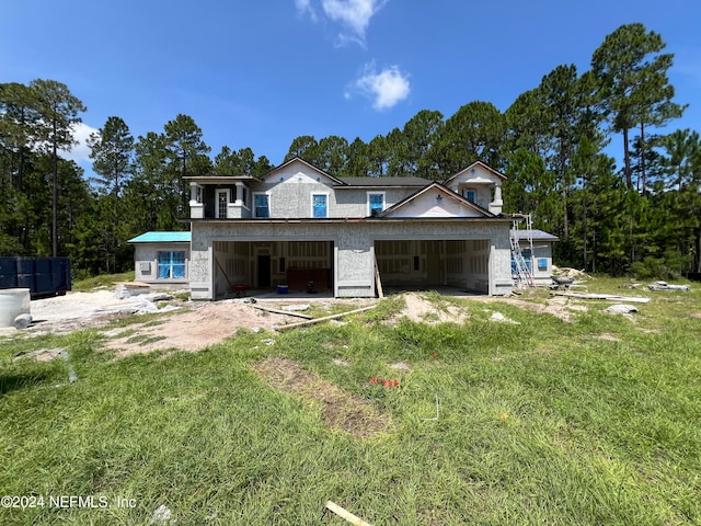 view of front of property with a front yard