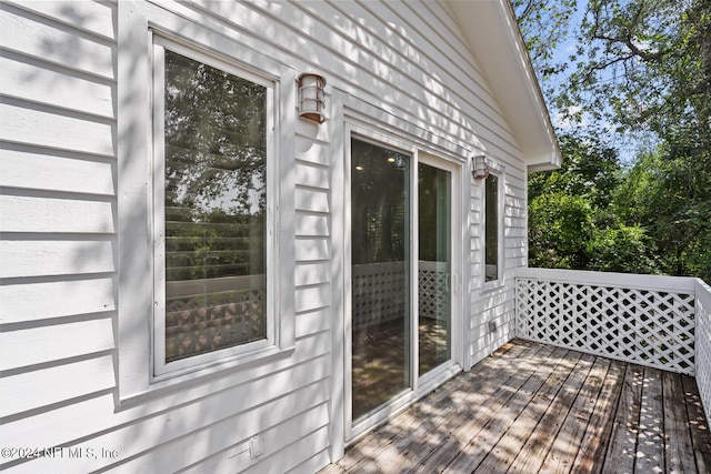 305 Garden Ln, Atlantic Beach, FL 32233 - view of wooden deck