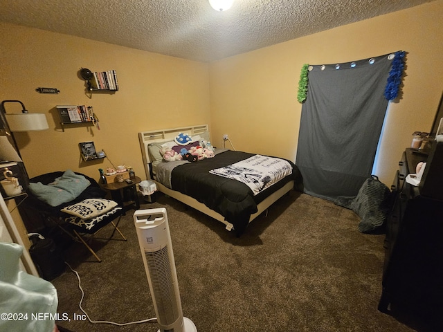 2727 Wood Stork Trl, Orange Park, FL 32073 - bedroom featuring a textured ceiling and carpet floors