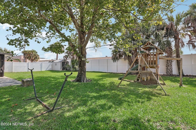 view of yard featuring a playground