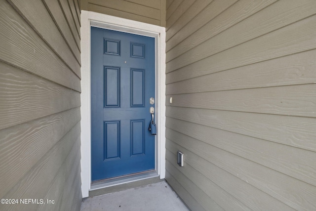 view of property entrance