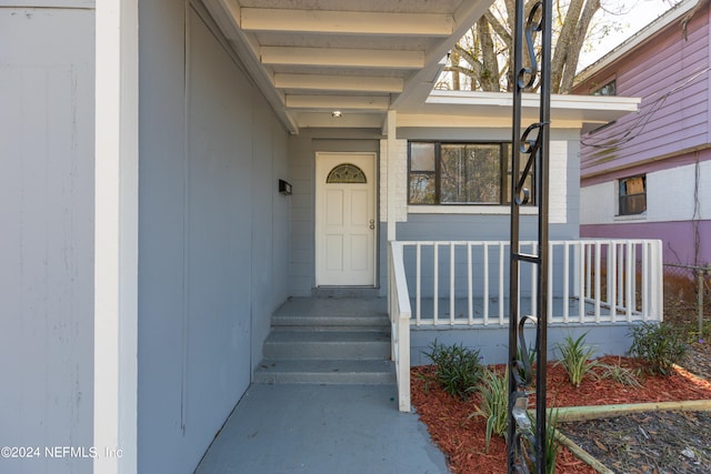 view of entrance to property