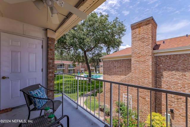 balcony with ceiling fan