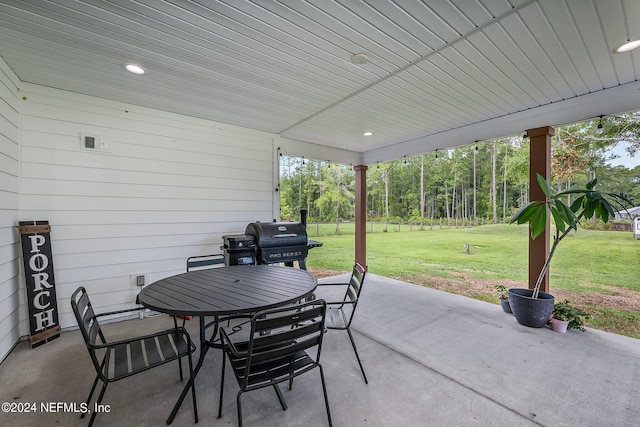 view of patio / terrace featuring grilling area