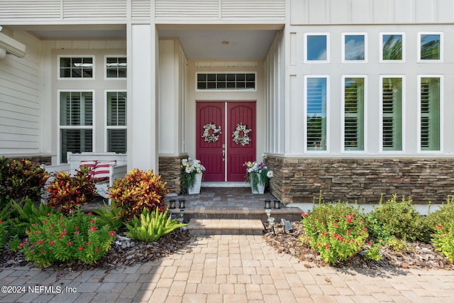 view of property entrance