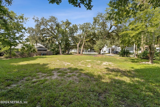 740 Sherry Dr, Atlantic Beach, FL 32233 - view of yard with fence