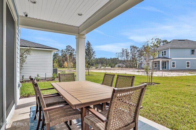 view of patio / terrace with outdoor dining space