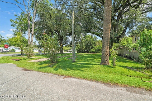 4845 Sunderland Rd, Jacksonville, FL 32210 - photo 24