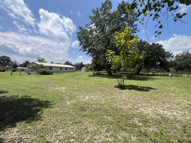35095 Brandy Ln, Callahan, FL 32011 - view of yard featuring fence
