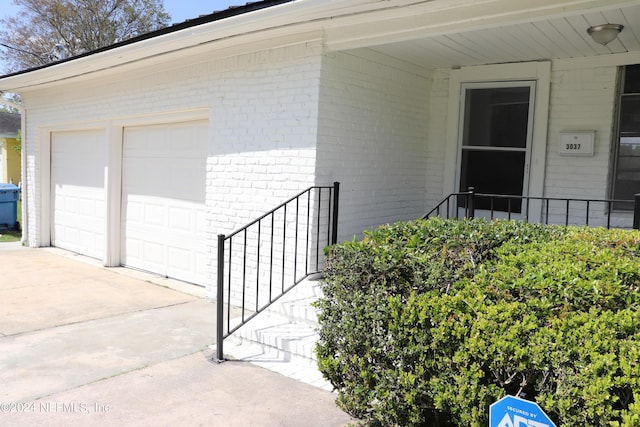 3037 Ribault Scenic Dr, Jacksonville, FL 32208 - view of garage