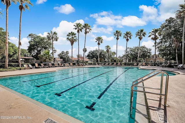 133 Sawmill Lakes Blvd, Ponte Vedra Beach, FL 32082 - community pool with a patio area