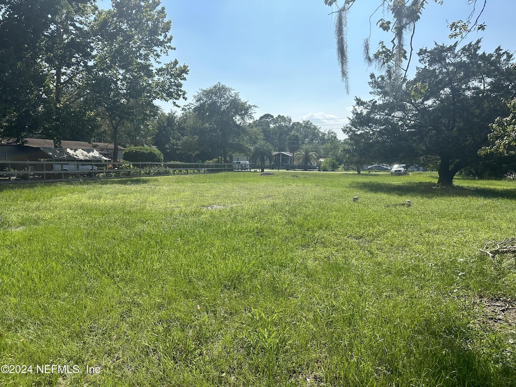 4401 Lambing Rd, Jacksonville, FL 32210 - photo 2