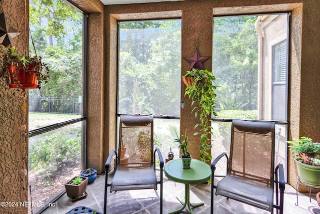 view of sunroom / solarium