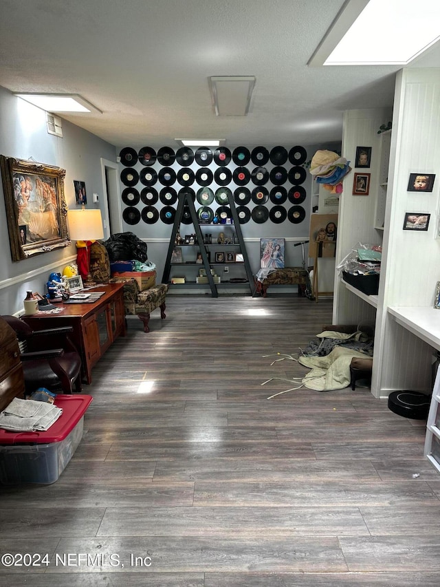 dining room featuring hardwood / wood-style flooring