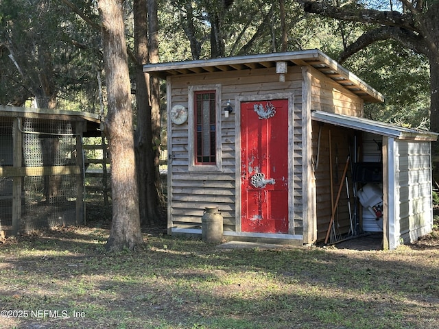 view of outdoor structure