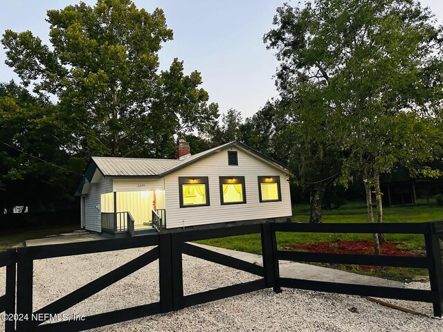 view of front of home