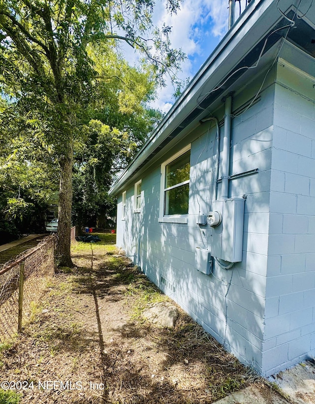 view of side of property