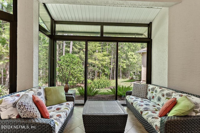 view of sunroom / solarium