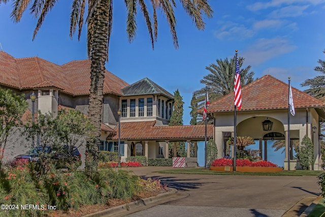 view of building exterior featuring driveway