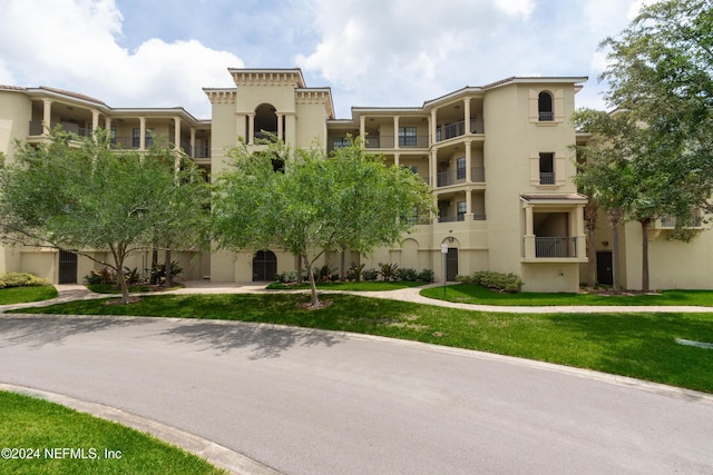 view of building exterior