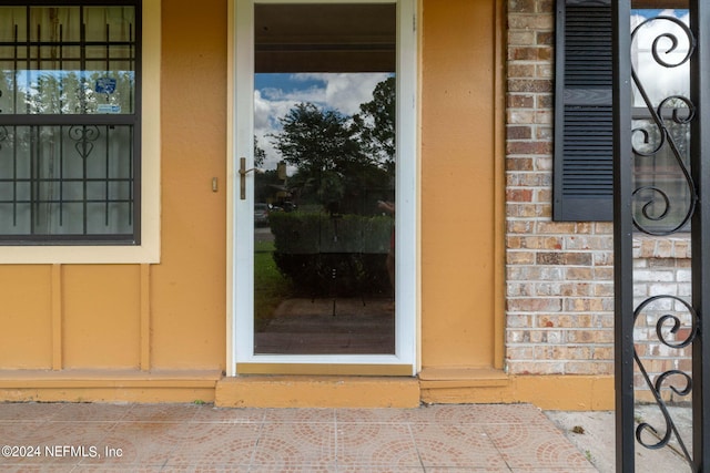 view of exterior entry