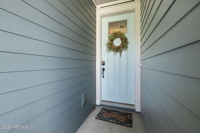 view of entrance to property