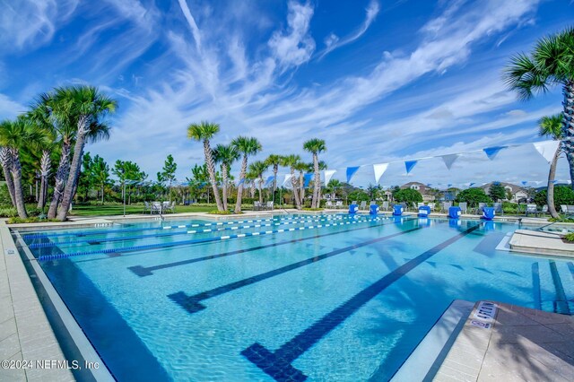 view of swimming pool