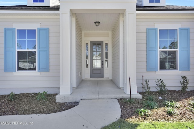 view of property entrance