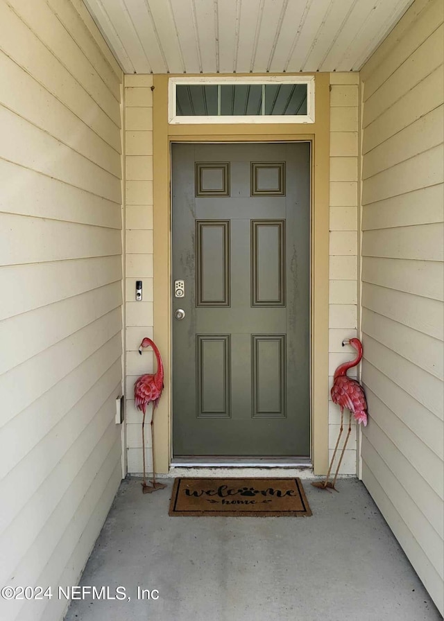 view of property entrance