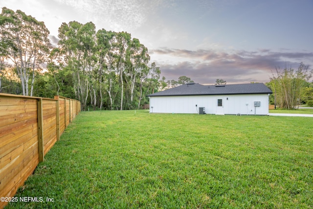 411 Royal Rd, Saint Augustine South, FL 32086 - view of yard at dusk
