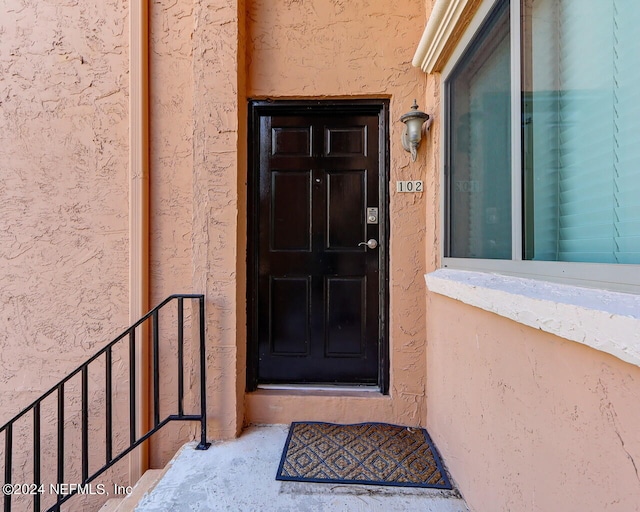 view of entrance to property