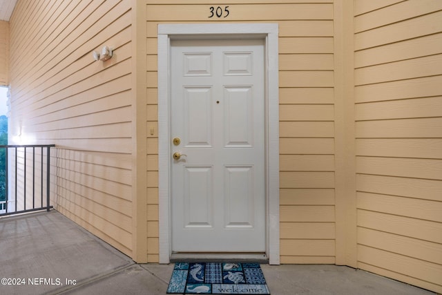 view of entrance to property