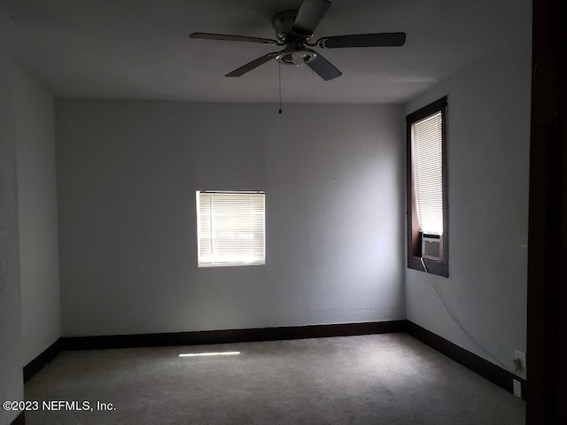 empty room with ceiling fan