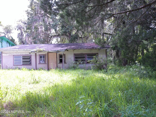 view of back of property