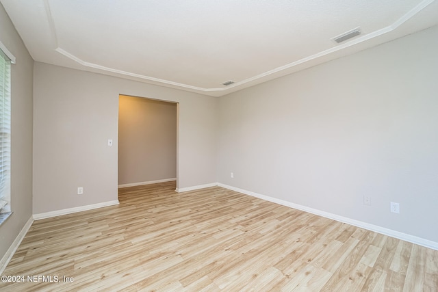 empty room featuring light hardwood / wood-style flooring