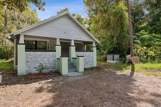 view of front of house with a porch