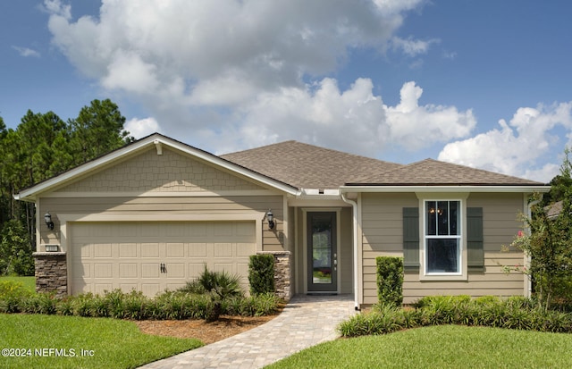 view of front of house featuring a garage