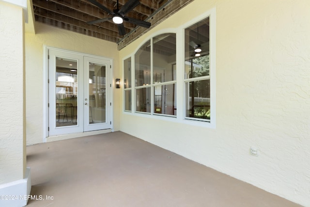 view of patio / terrace with ceiling fan