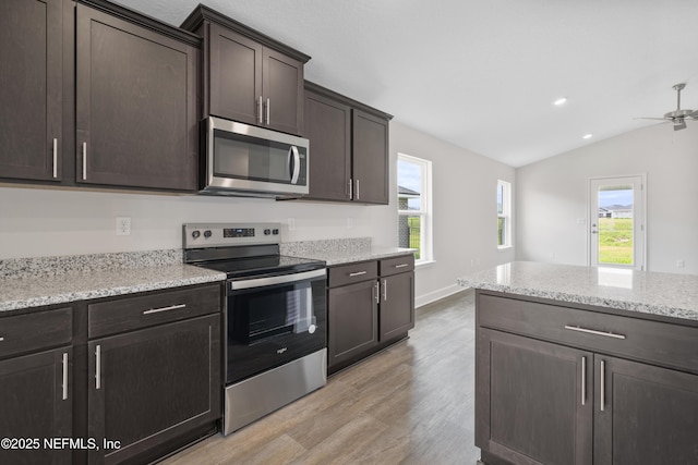 3165 Forest View Ln, Green Cove Springs, FL 32043 - photo 6