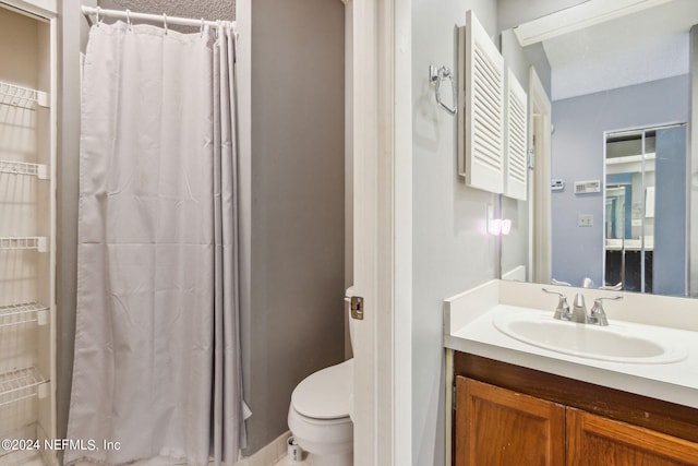 9360 Craven Rd Unit 1307, Jacksonville, FL 32257 - full bathroom with vanity, toilet, and curtained shower