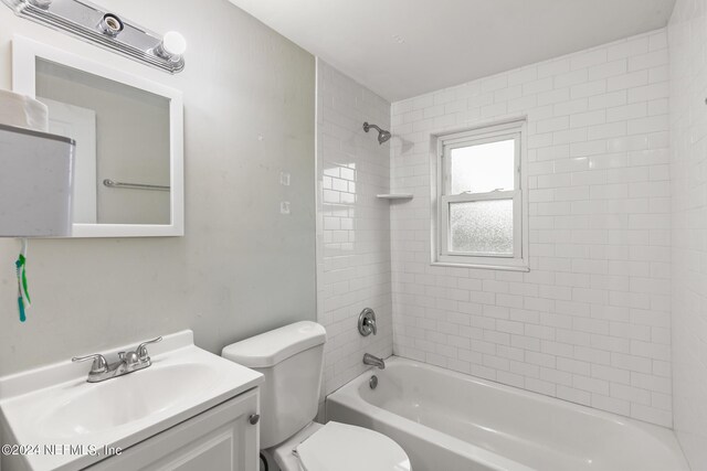 5246 Devron Dr, Jacksonville, FL 32209 - full bathroom featuring toilet, shower / tub combination, and vanity